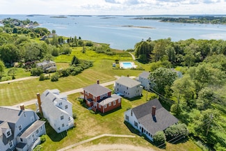 10 S Colony Branch Rd, Harpswell, ME 04079