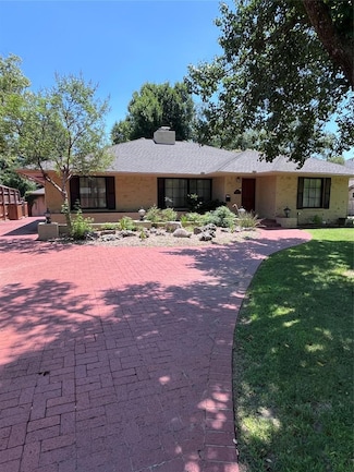 6409 N Hillcrest Ave, Nichols Hills, OK 73116