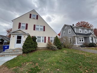 45 Queens Ave, Stratford, CT 06614