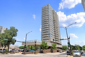 5601 N Sheridan Rd Unit 20D, Chicago, IL 60660