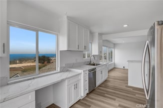 289 Wave St, Laguna Beach, CA 92651