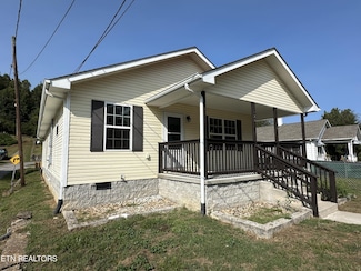 120 Rew St, Oakdale, TN 37829