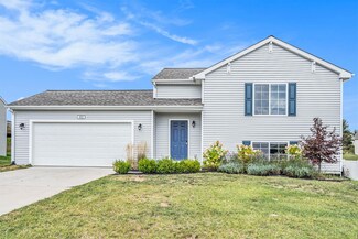 852 View Pointe Dr, Middleville, MI 49333