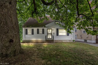 5596 Lafayette Ave, Maple Heights, OH 44137