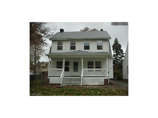 20071 Green Oak Dr, Euclid, OH 44117
