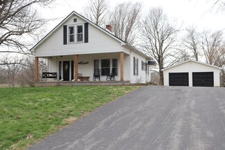 7555 Yankeetown Rd, Newburgh, IN 47630
