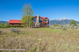 1467 Cottonwood Rd, Swan Valley, ID 83449