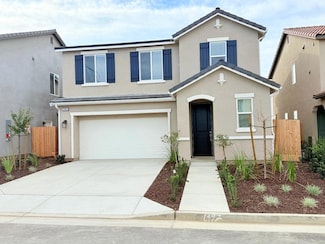 2865 E Escarpa, Fresno, CA 93730