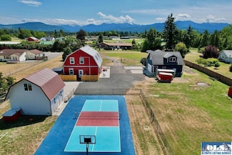 132 Milky Way, Sequim, WA 98382