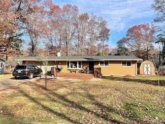 5742 Pine 0 25 St, Gladstone, MI 49837