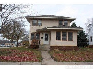 324 W Colvill St, Cannon Falls, MN 55009