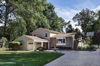 4 E Point Rd, Lincroft, NJ 07738