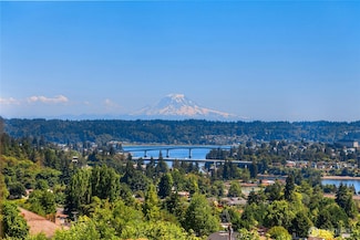 3330 Narrows View Ln NE Unit 102, Bremerton, WA 98310