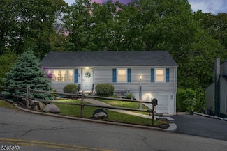 221 Jackson Ave, Rockaway, NJ 07866