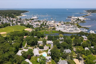 124 Skiff Ave Unit C-10, Vineyard Haven, MA 02568