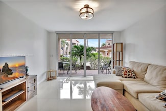 2711 Ocean Club Blvd Unit 1072, Hollywood, FL 33019