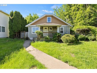15016 NE Klickitat St, Portland, OR 97230