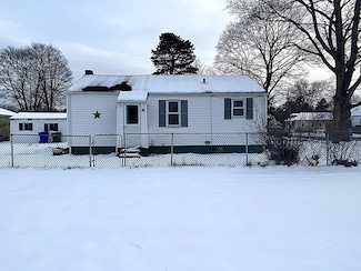 135 Lucerne Rd, Springfield, MA 01119