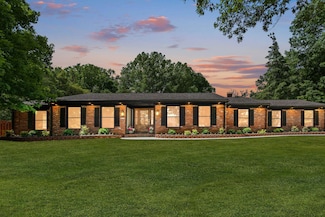 810 Cooper Dr, Lexington, KY 40502