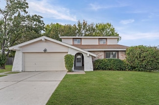 307 Countryside Dr, League City, TX 77573