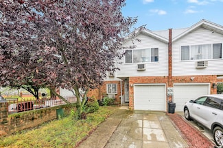 303 Howe Ave, Bronx, NY 10473