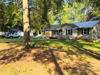 115 Woodfern Cir, Belton, SC 29627