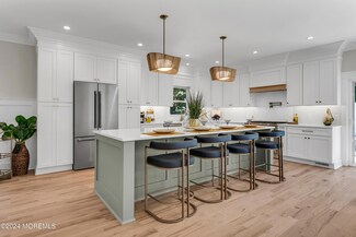 120 Delaware Ave, Atlantic Highlands, NJ 07716