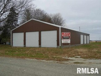 430 W Broadway St, Ipava, IL 61441
