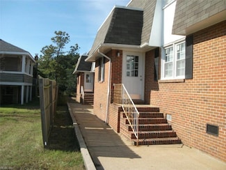 509 W Ocean View Ave Unit 1, Norfolk, VA 23503