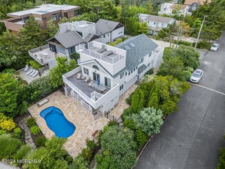 1201 Seaview Ave, Barnegat Light, NJ 08006