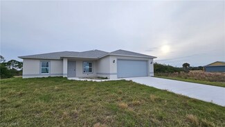 9077 Bamboo Cir, Labelle, FL 33935
