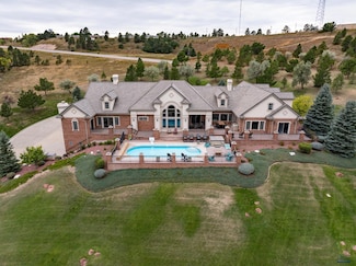1334 Alta Vista Dr, Rapid City, SD 57701