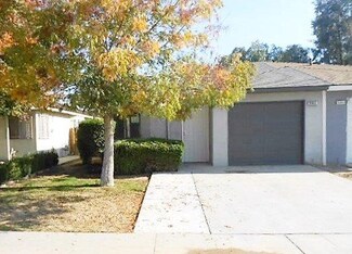 4044 N Cornelia Ave, Fresno, CA 93722