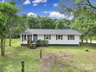 1119 Scott Rd, Kershaw, SC 29067