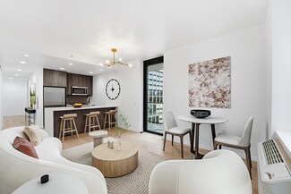 160 1st St Unit 1013, Jersey City, NJ 07302