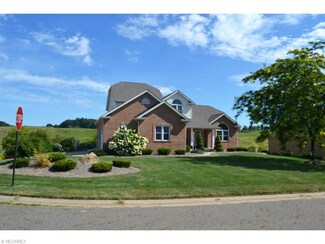 6773 Thicket St NW, Canton, OH 44708
