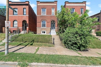 3513 Wisconsin Ave, Saint Louis, MO 63118