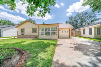 1309 Jefferson St, Baytown, TX 77520