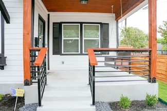 1215 Lamar, San Antonio, TX 78202