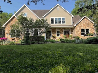 8284 S Mackenzie Ct, Bloomington, IN 47401