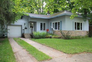 311 S Livingston St, Whitehall, MI 49461