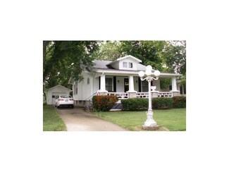 1119 Brown Ave, Osawatomie, KS 66064