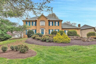 8204 Strathmore Ln, Roanoke, VA 24019