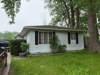 1312 Illinois Dr, Midland, MI 48642