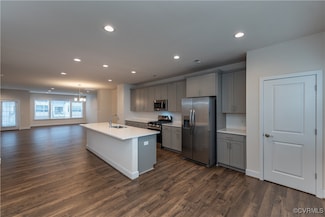 2013 Libbie Lake St W Unit B, Richmond, VA 23230