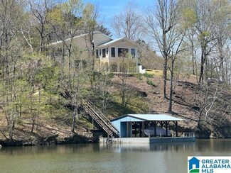 21058 Sharon Dr, Lake View, AL 35111
