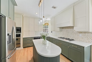 1017 Oak Knoll Ct, Sugar Land, TX 77498