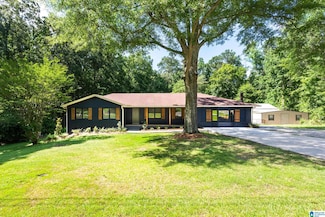 1917 Louise Ave, Gadsden, AL 35907