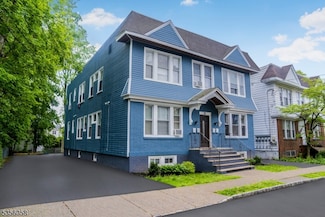 30 Nelson Place, Maplewood, NJ 07040