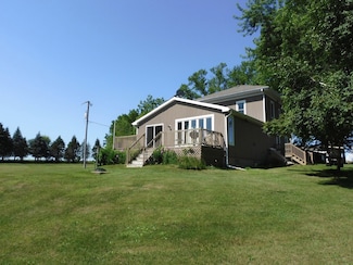 4256 W Egan Rd, Leaf River, IL 61047